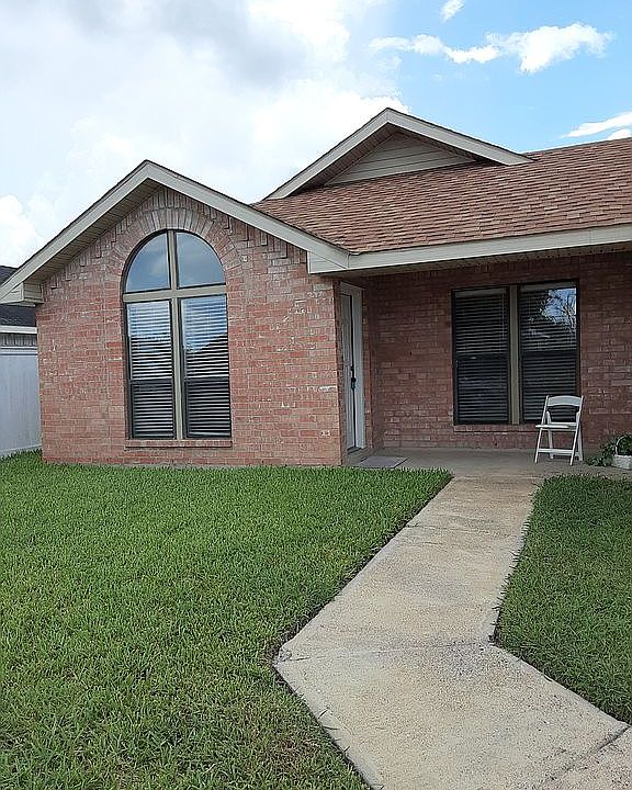 1st image of 725 Windwood Way