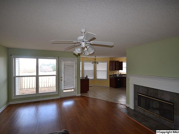 3rd image of 103 Royalty Ct