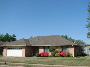 1907 Stonehenge Dr, Bartlesville, OK 74006
