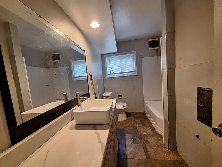 14510 Greenview Rd — Photo 8