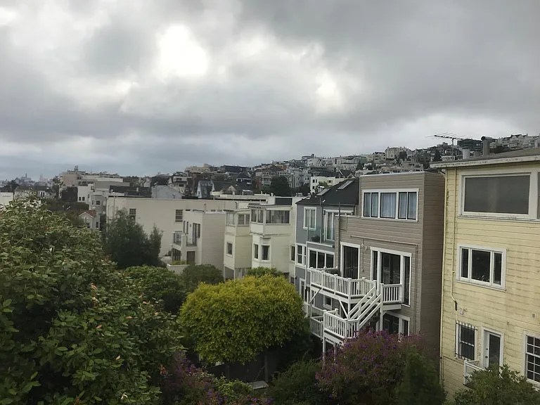 2822 Lyon St — Photo 25