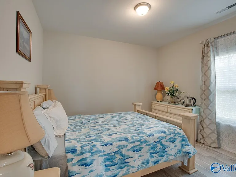 7619 Flint Crossing Cir — Photo 18