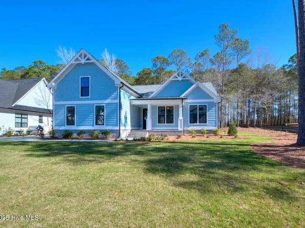 572 Hearthside Drive SE, Bolivia, NC 28422