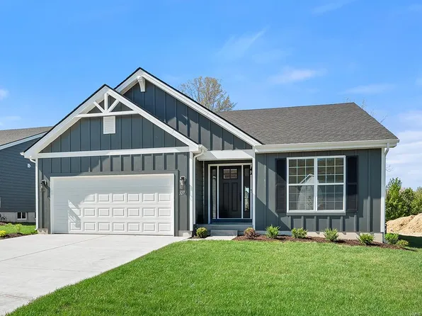 3147 White Pine Dr, Imperial, MO 63052