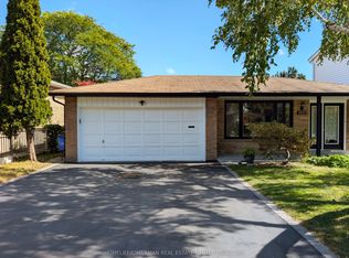 3225 Rymal Rd, Mississauga, ON L4Y3B8