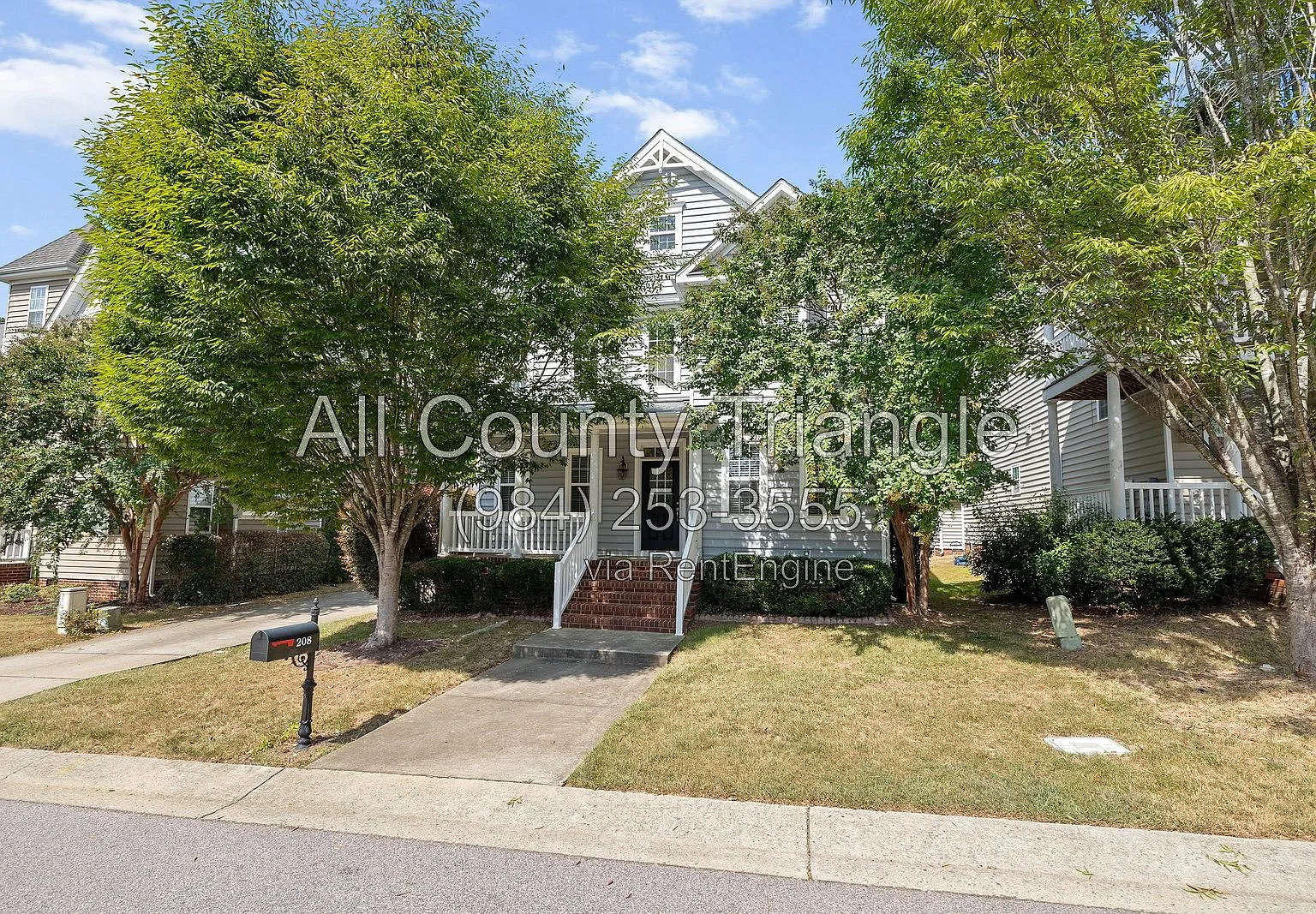 3 bed, 2.5 bath, 2712 sqft, $2,325 — Photo 4