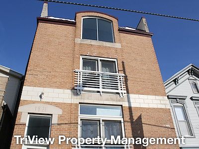 4th image of 1821 N Clybourn Ave #3