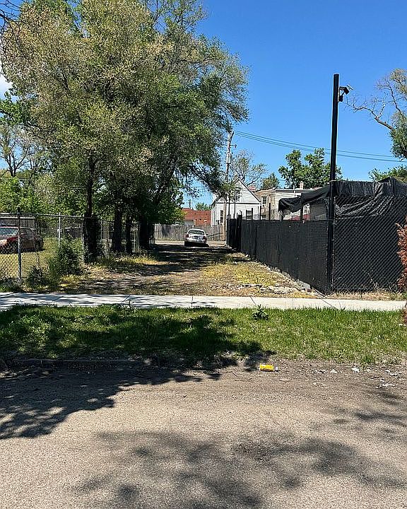 1st image of 4726 W Flournoy St