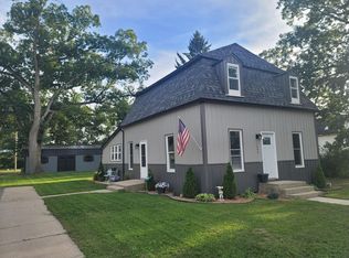 1096 E James St, White Cloud, MI 49349