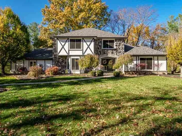 11948 Southgate Rd, Roscoe, IL 61073