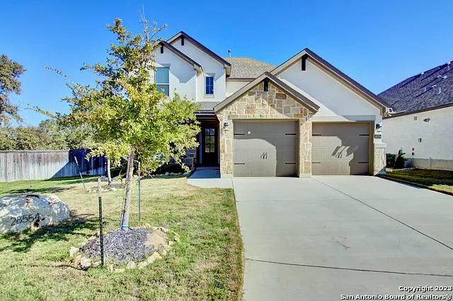 4 bed, 3.5 bath, 2730 sqft, $3,400 — Photo 1