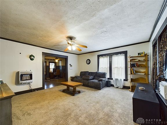5th image of 323 Morrow St