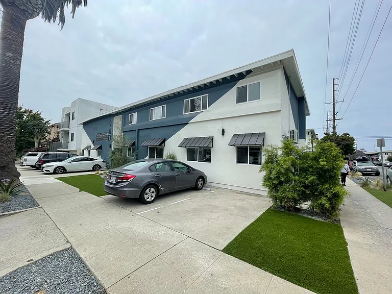 Welcome to Modern West LA Living at 1703 Armacost Ave! — Photo 22