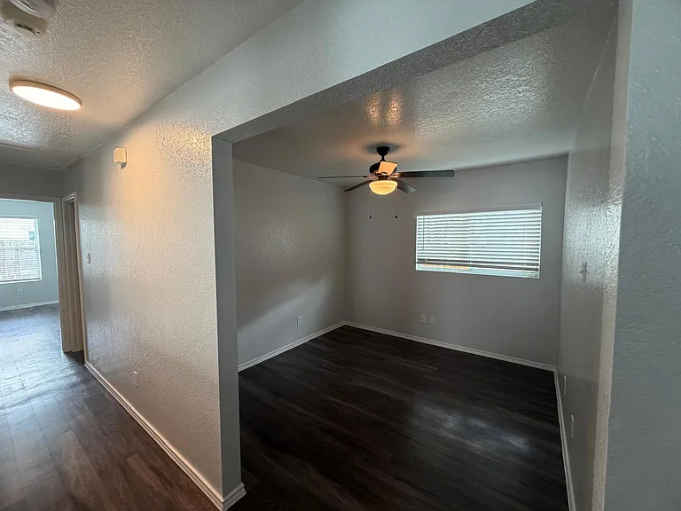 10126 Sungate Park — Photo 6