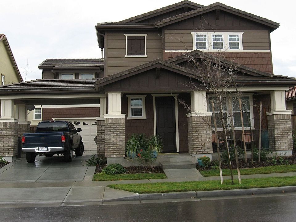 1st image of 2674 Nicolson Cir