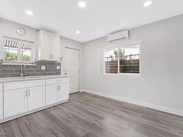 5149 Poncho Cir #1 — Photo 4