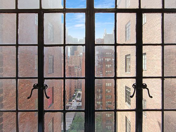 4th image of 5 Tudor City Pl APT 1208