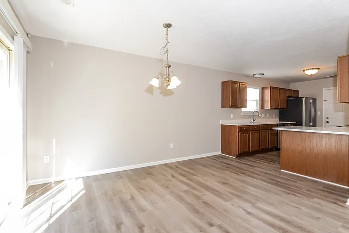 904 Flying Sun Dr — Photo 6