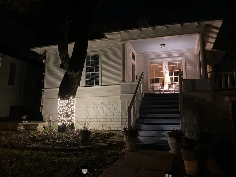 705 Blanco St — Photo 6