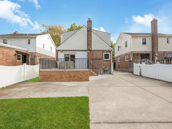 206-15 Richland Avenue image 12 of 37