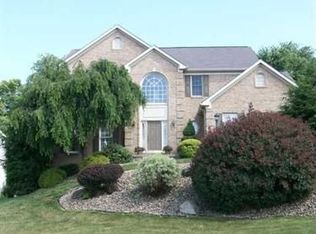 141 Field Club Dr E, Mc Kees Rocks, PA 15136