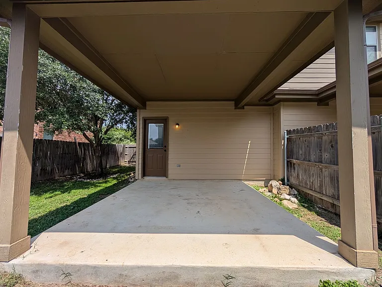 1028 Brown Rock Dr — Photo 37