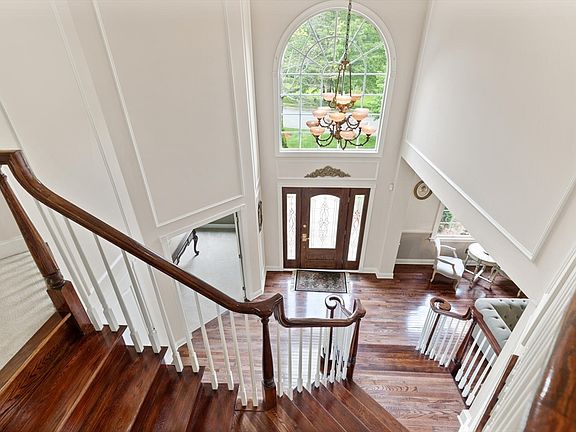 4th image of 2 Appaloosa Dr