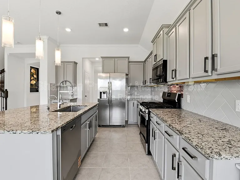 1618 Rosedale Dr — Photo 15