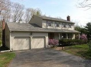59 Elk Dr, Bedford, NH 03110