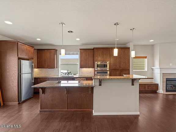 5th image of 2852 Marceille Dr