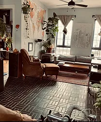 Rented by Rennit Inc.