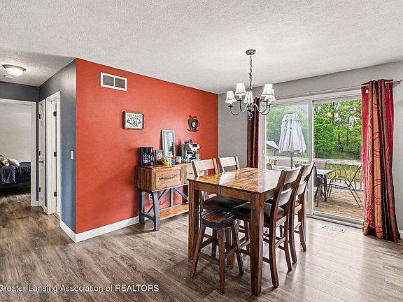 5th image of 6820 Delta River Dr