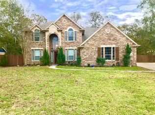 9122 Red Stag Ln, Conroe, TX 77303