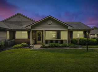 521 Kensington Dr, Heath, OH 43056