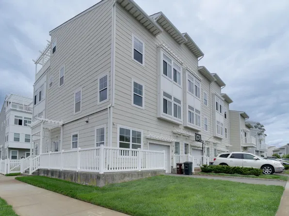 6618 Seaspray Ave APT A, Arverne, NY 11692