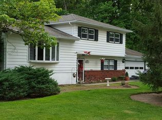 821 Marshall Rd, River Vale, NJ 07675