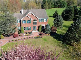 17 Van Hise Dr, Millstone Township, NJ