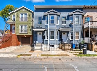 1015 Flora St, Elizabeth, NJ 07201