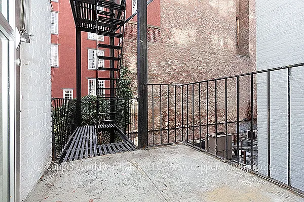 Rented by Copperwood Real Estate | media 21