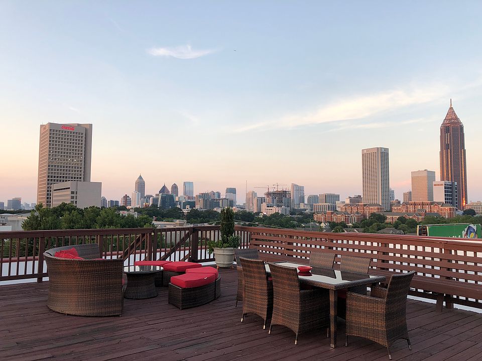 Roof top deck - Gasket Lofts