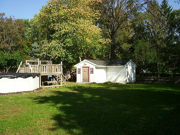 Rear Yard with Shed