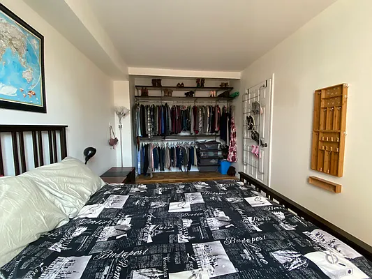 Rented by Compass | media 22