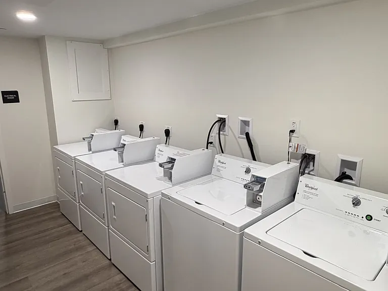 1741 Washington St #6 — Photo 24
