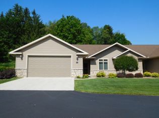 N3320 Miller Rd, La Crosse, WI 54601