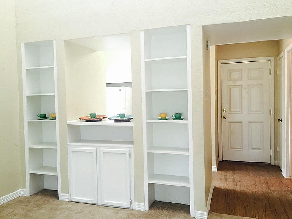 1st image of 10075 Westpark Dr APT 33