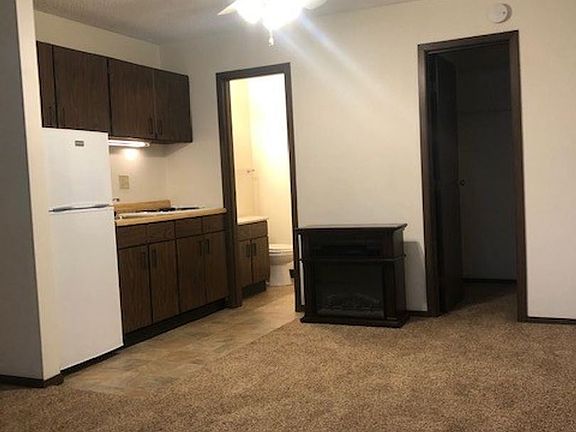2nd image of 2222 32nd St S APT 27