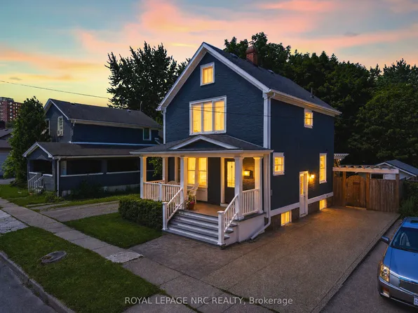 5 Greenlaw Pl, Saint Catharines, ON L2R 4S5