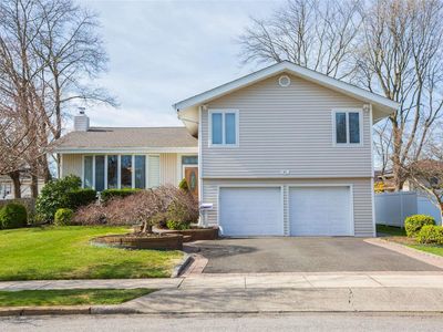 51 Middle Lane, Jericho, NY, 11753