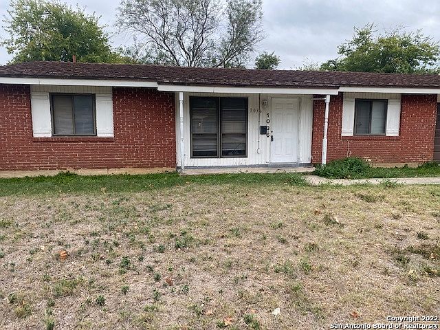 1st image of 1036 Curtiss Ave