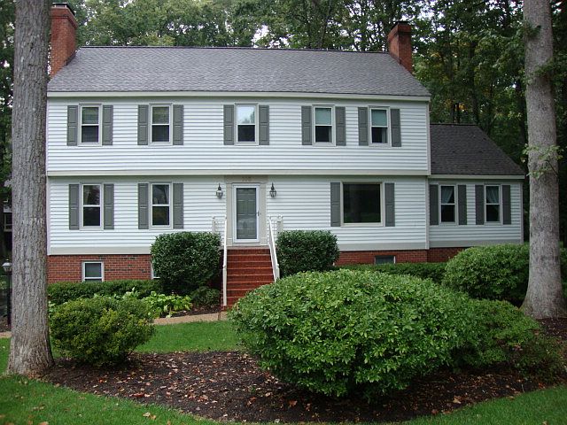 1st image of 105 Durrington Ct